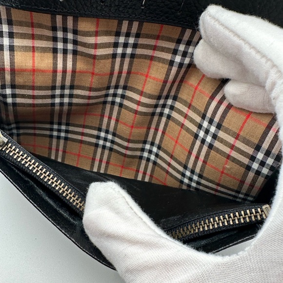 Burberry Vintage Wallet - Picture 9 of 10